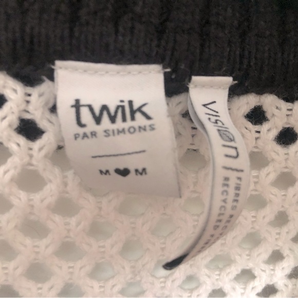 Black and white openwork cropped sweater with buttons and collar, size M - Picture 4 of 6